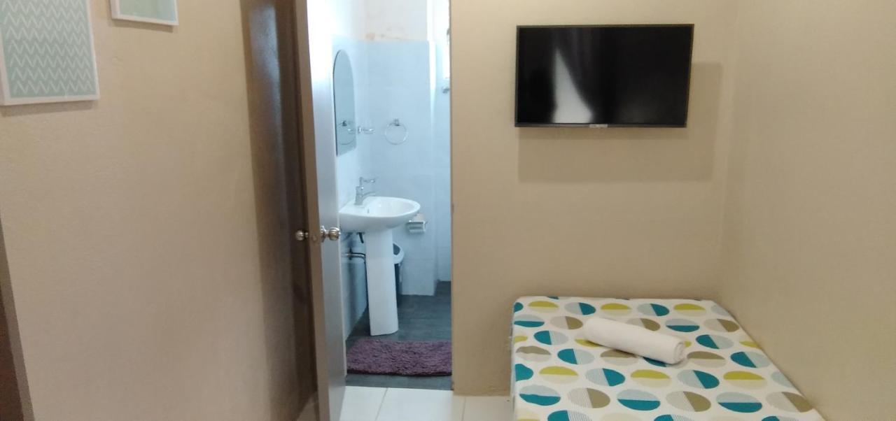 Claytown Pension House Dumaguete City Ngoại thất bức ảnh