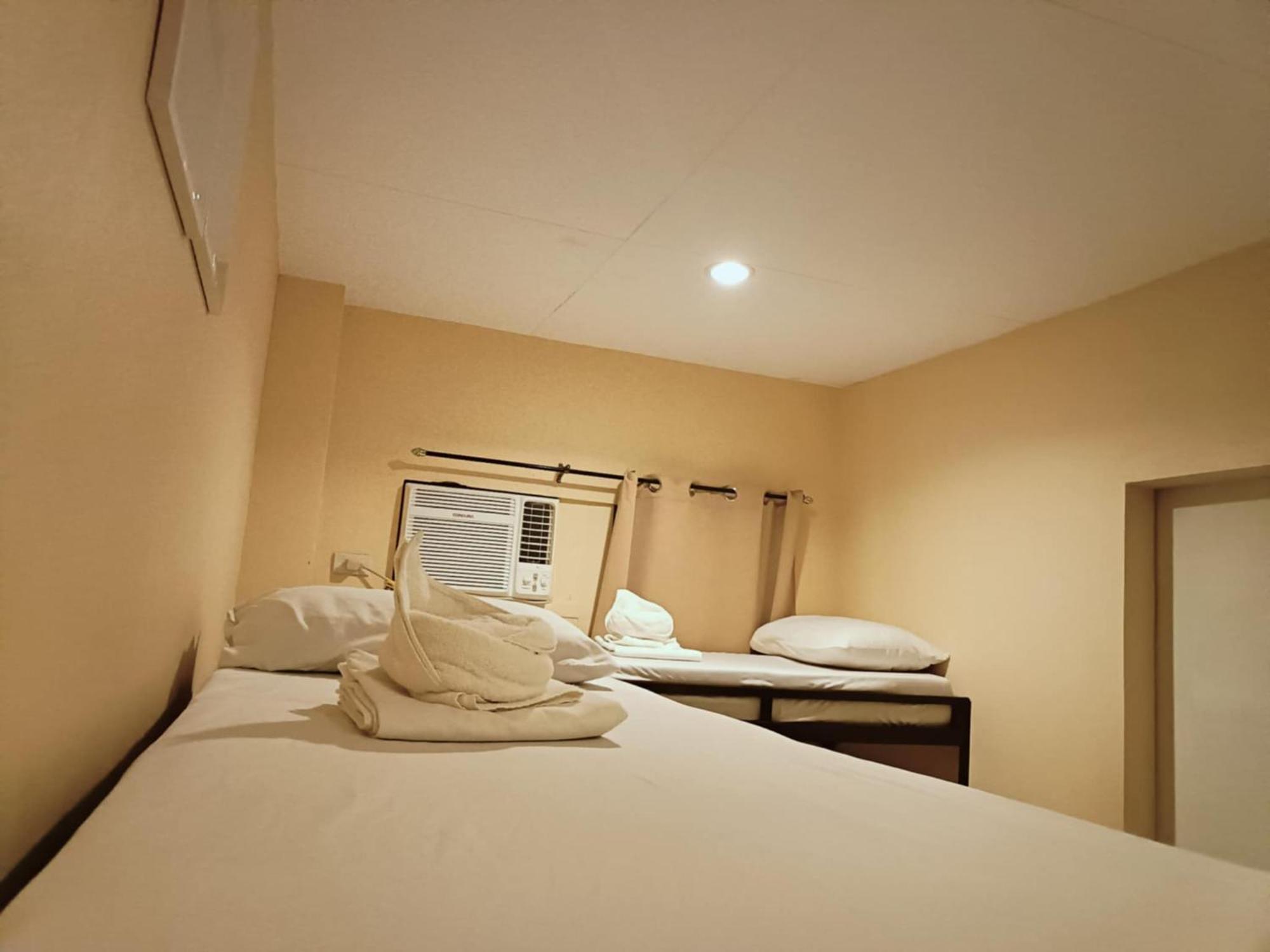 Claytown Pension House Dumaguete City Ngoại thất bức ảnh