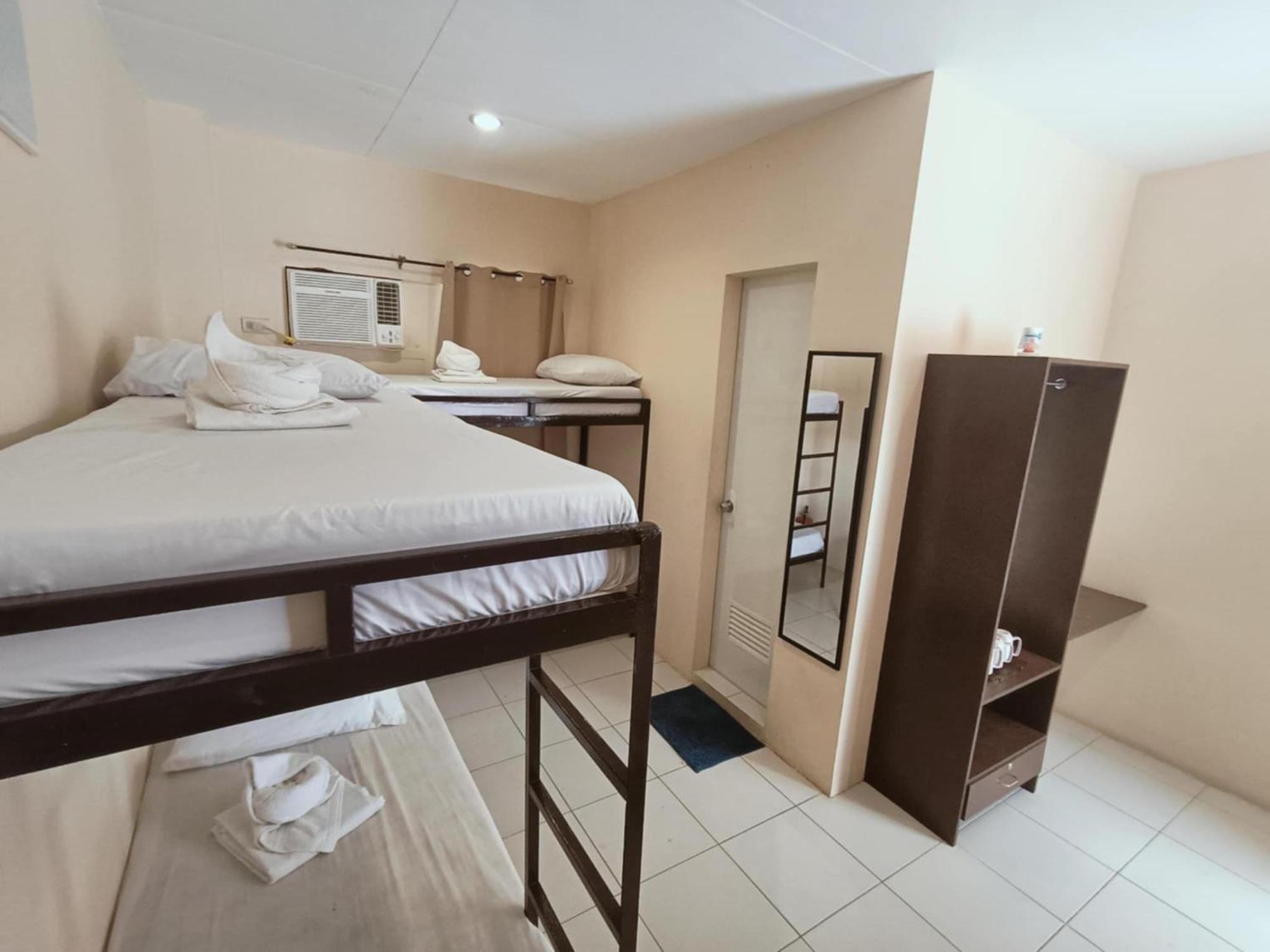 Claytown Pension House Dumaguete City Ngoại thất bức ảnh