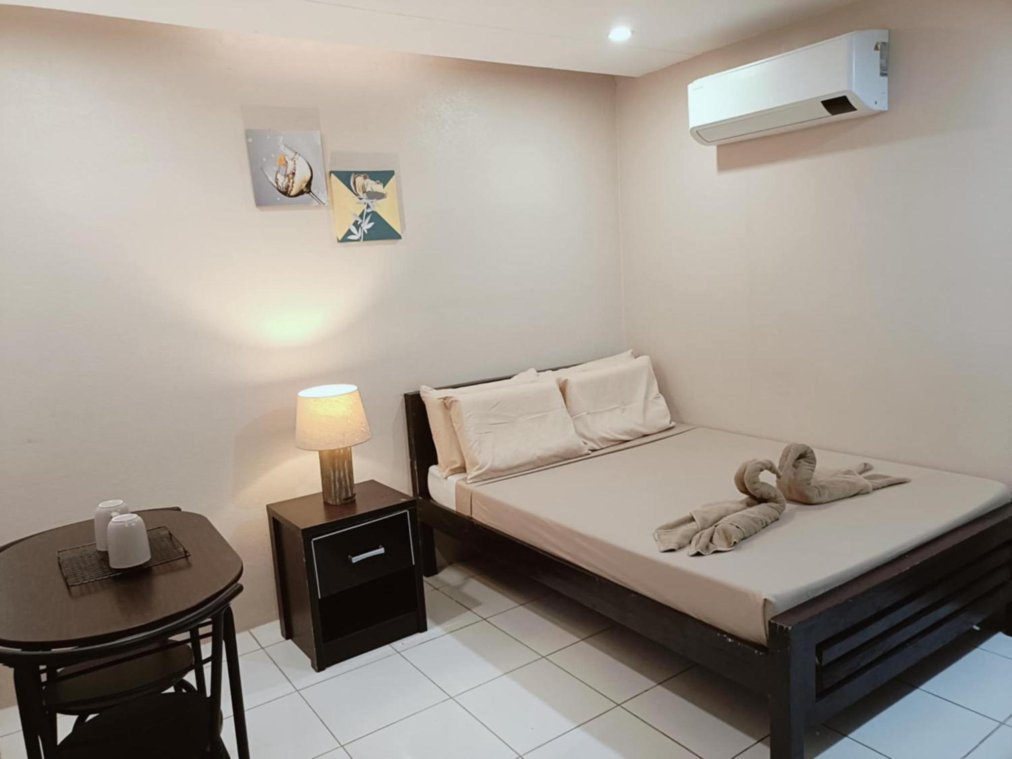 Claytown Pension House Dumaguete City Ngoại thất bức ảnh