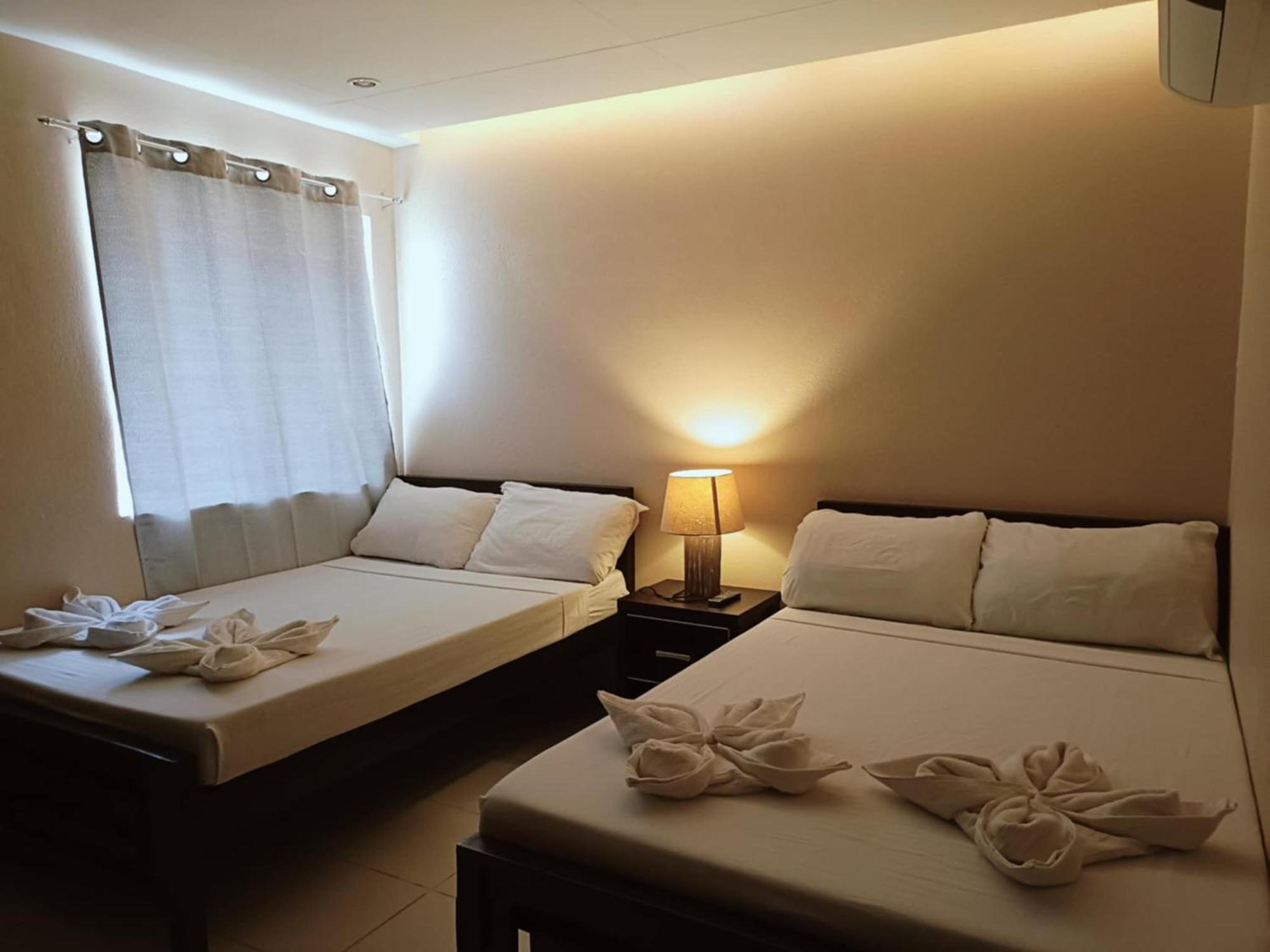 Claytown Pension House Dumaguete City Ngoại thất bức ảnh